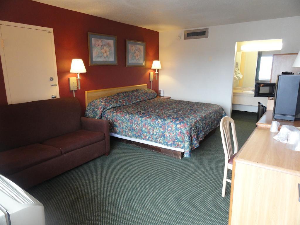 Grand Rapids Inn Wyoming Exterior photo